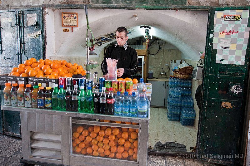 20100408_111043 D3.jpg - Vendor, old city